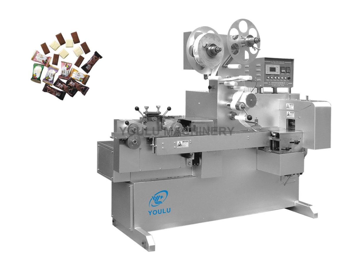 Automatic Cutting And Pillow Packing Machine Automatic Cutting And Pillow Packing Machine